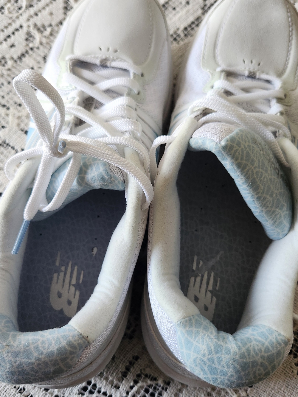 New Balance Women's White & Light Blue Walking Sneakers - Picture 5 of 6